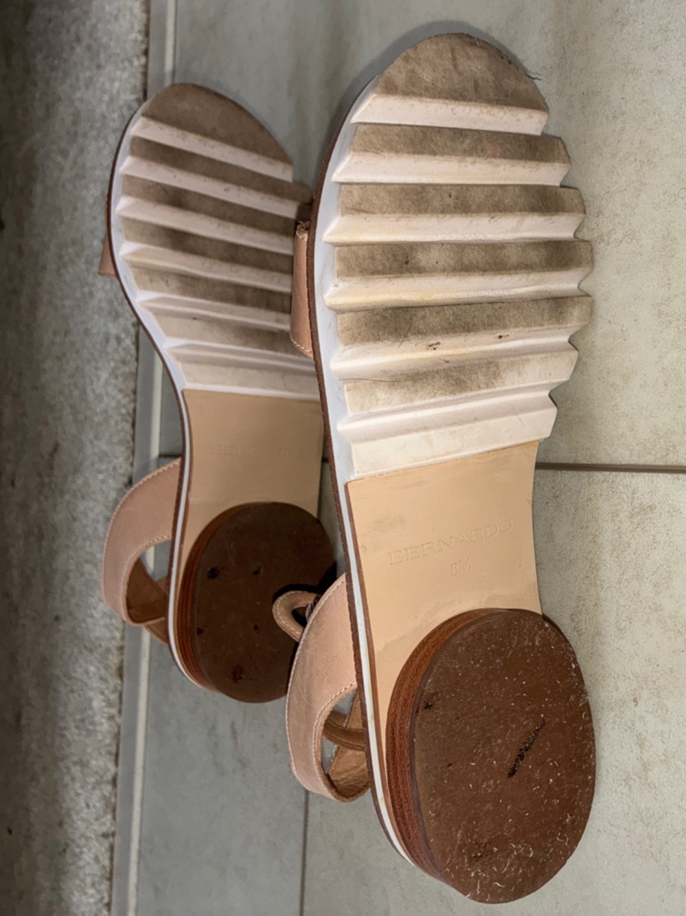 Bernardo Tan Leather Ankle-Strap Sandals Size 8 Fit Like 7.5 - Picture 6 of 10